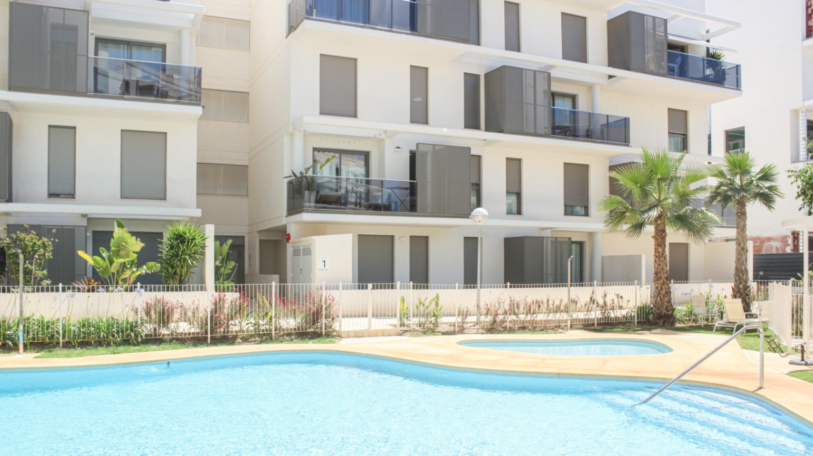 piscina1-3320-C