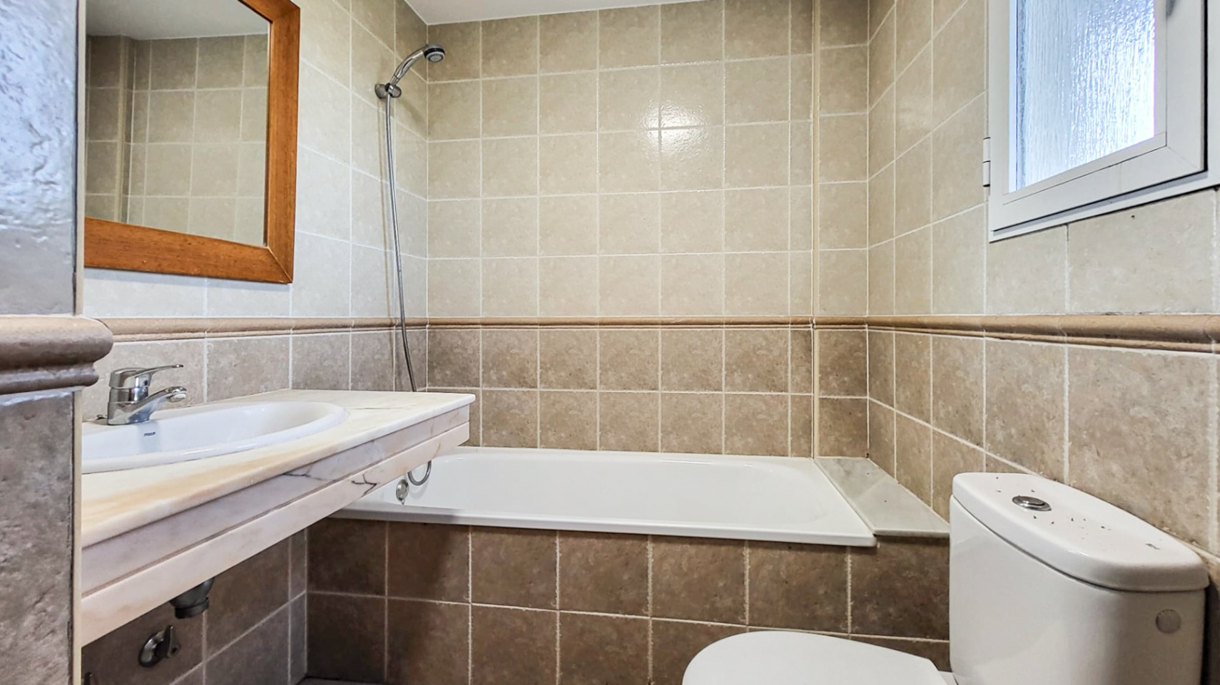 ImagendeWhatsApp2025-11-05alas10.41.01_093530f7-3351-C