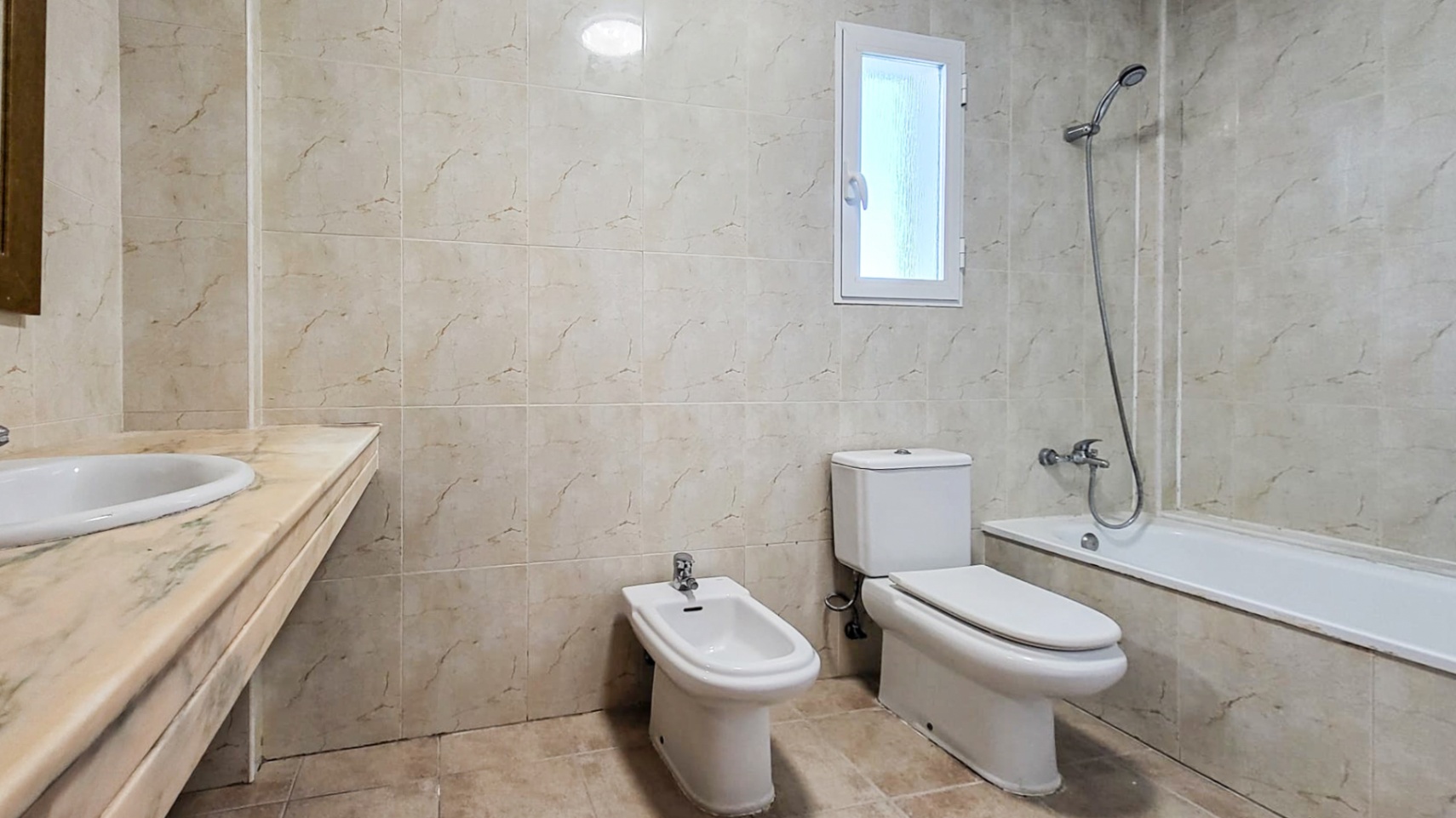 ImagendeWhatsApp2025-11-05alas10.41.01_5e207417-3351-C