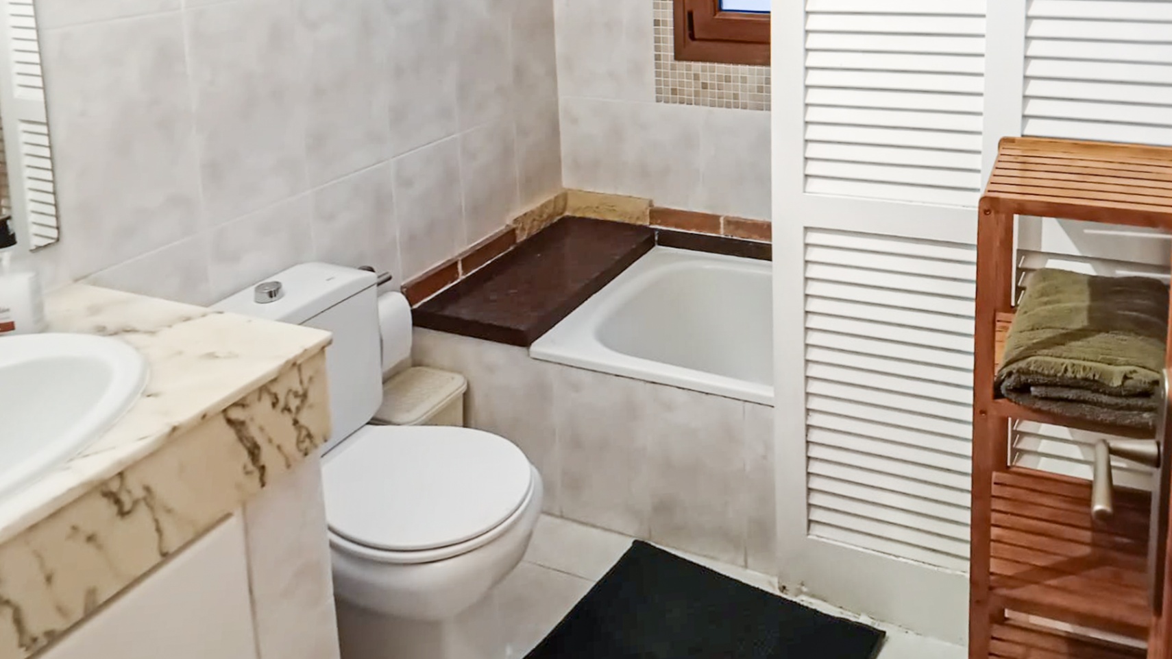 ImagendeWhatsApp2025-11-17alas13.56.03_99452586-3358-C