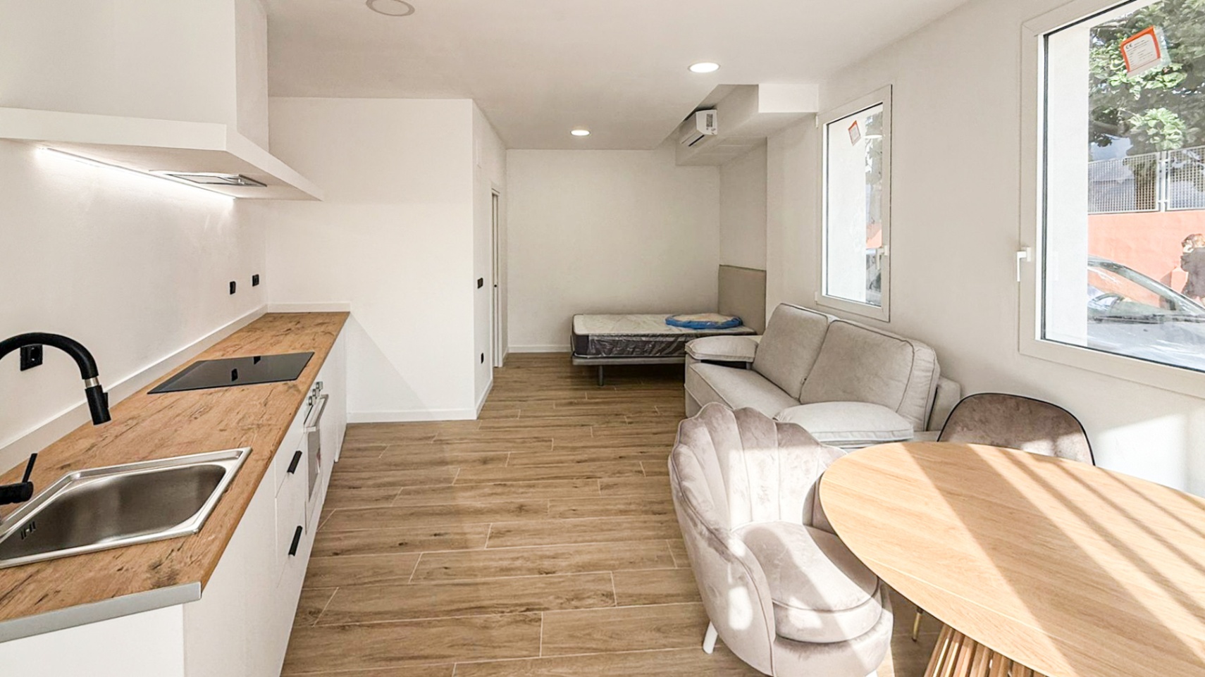 WhatsAppImage2025-11-27at15.14.031-3379-C