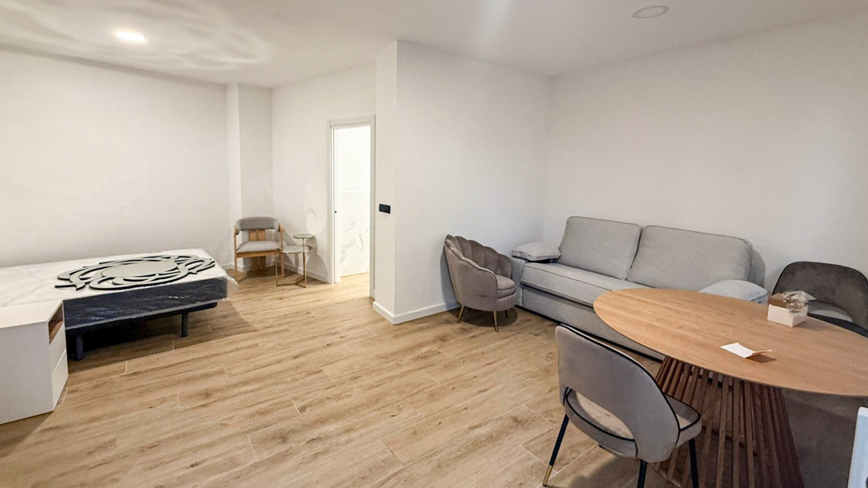 WhatsAppImage2025-11-27at15.14.032-3379-C