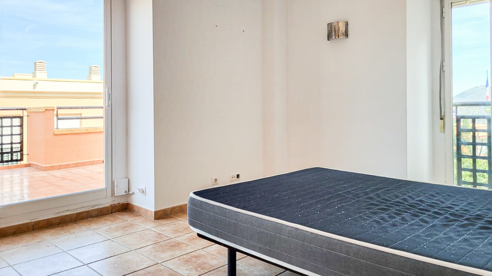 WhatsAppImage2026-03-18at10.23.22-3470-C