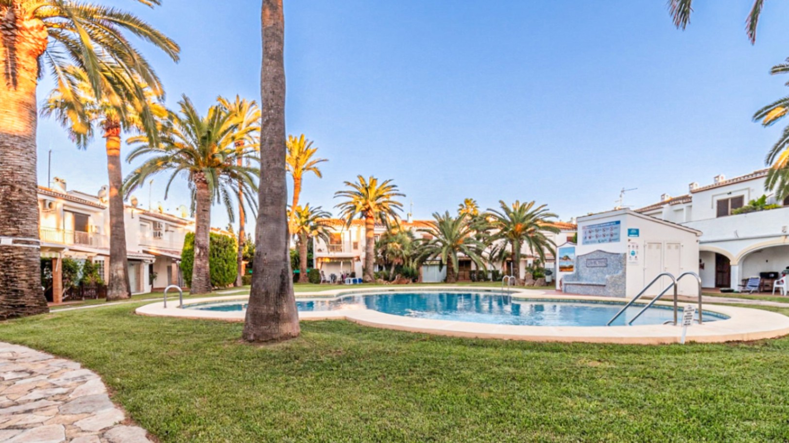 magnific-NekuRtImHmVgLPAe88V7-IMG_7167-HDR-3466-C