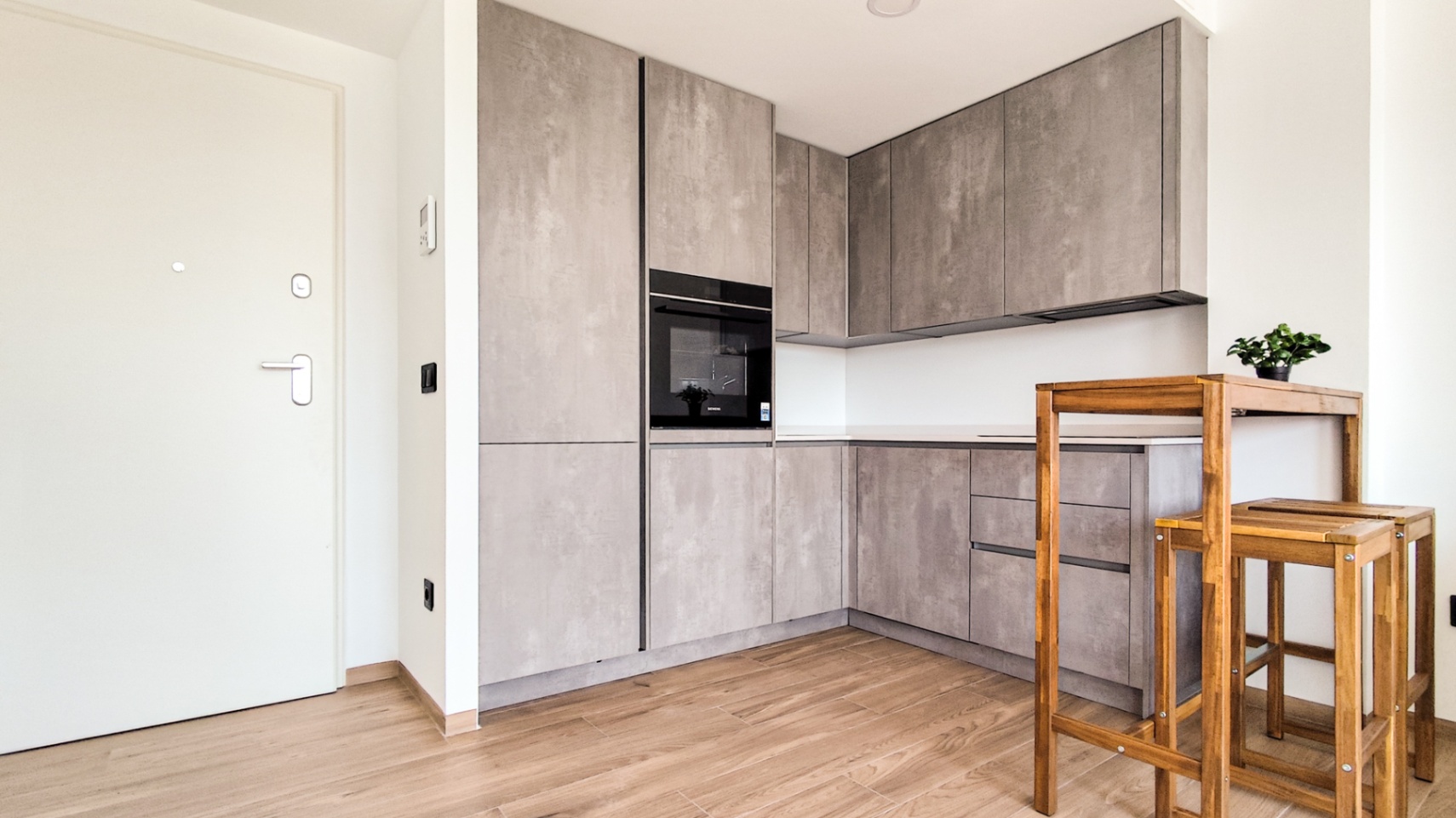 IMG_20260427_121133_1-3501-C